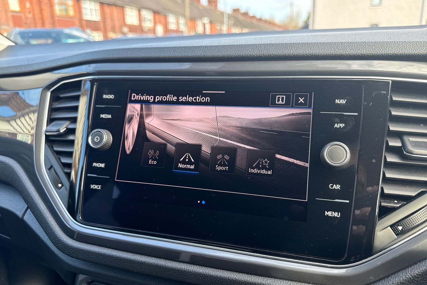 Used Volkswagen T-Roc 2021 for sale - 77742182: Photo 39