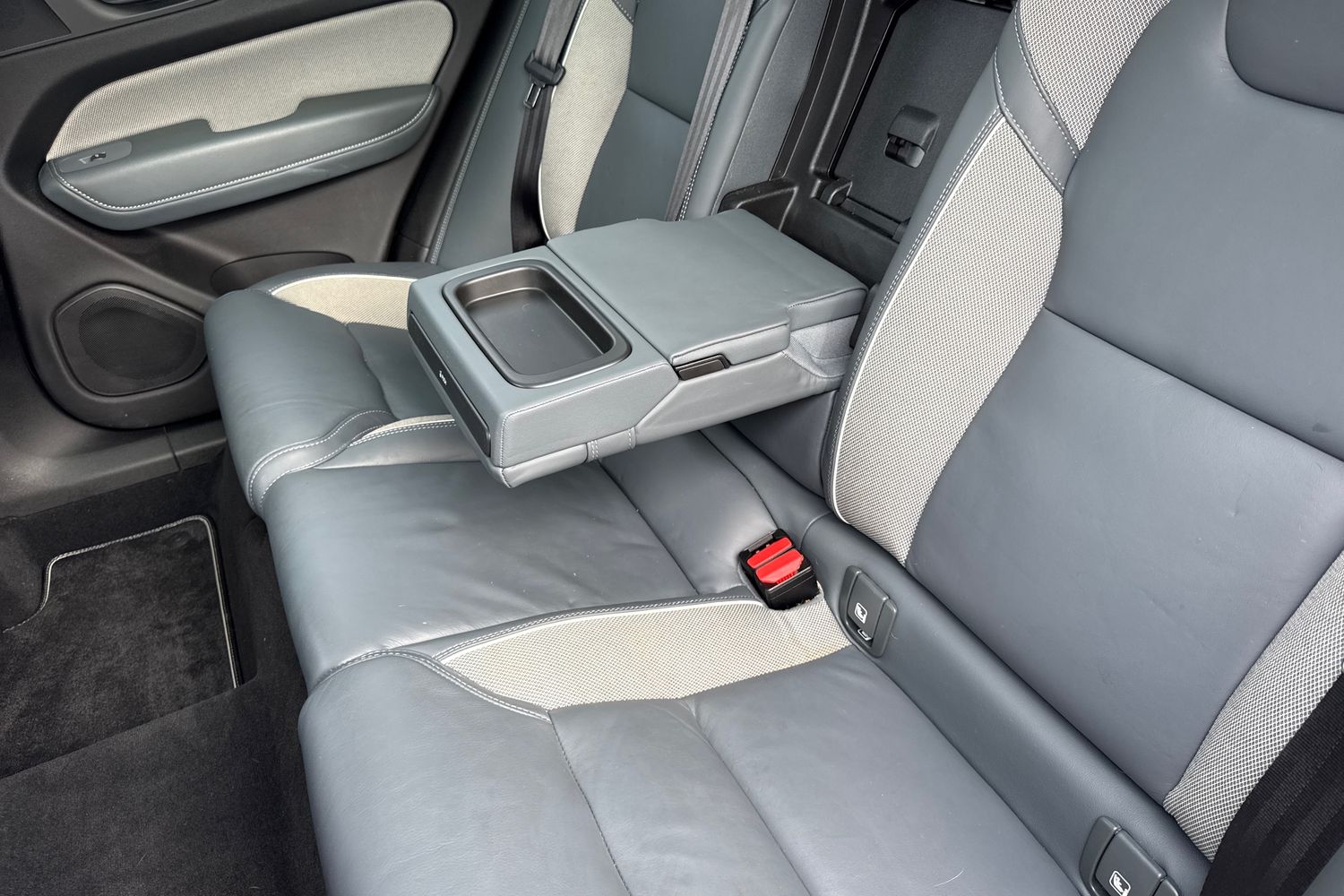 Used Volvo XC60 2020 for sale - 76365154: Photo 29