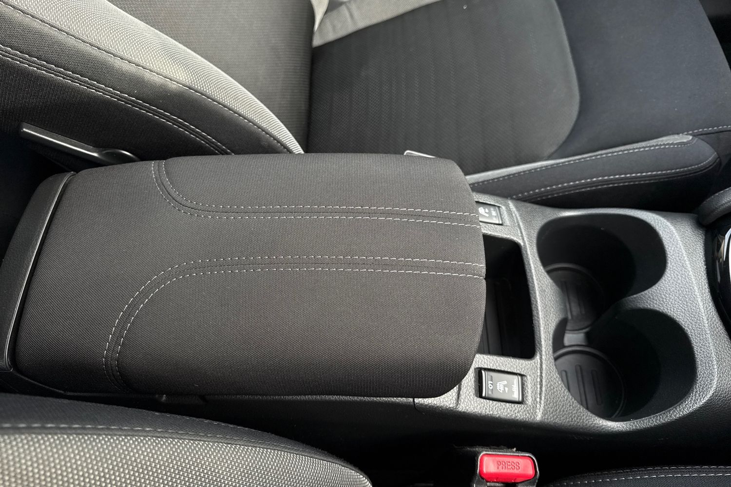 Used Nissan Qashqai 2017 for sale - 76863251: Photo 40