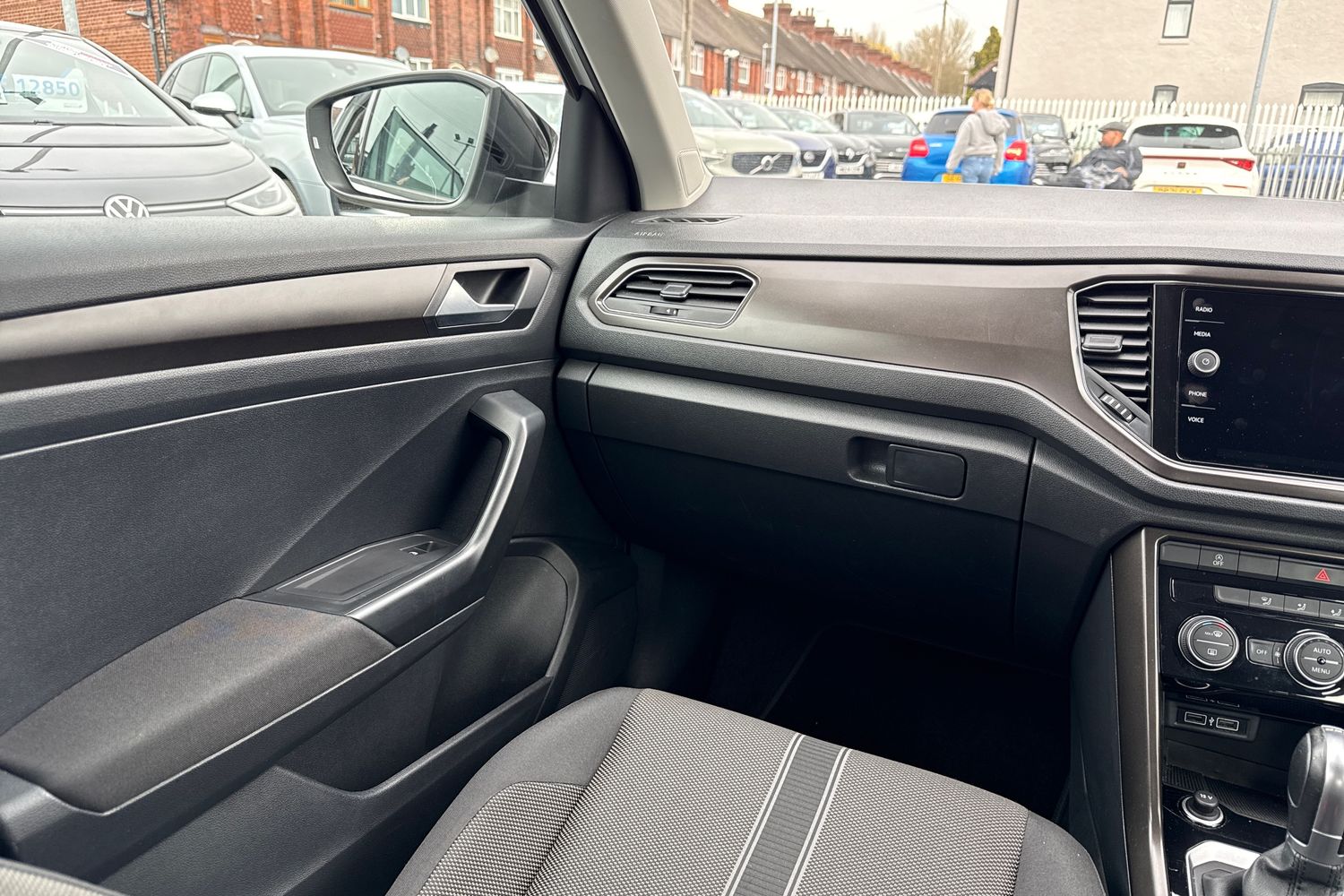 Used Volkswagen T-Roc 2019 for sale - 77996496: Photo 15