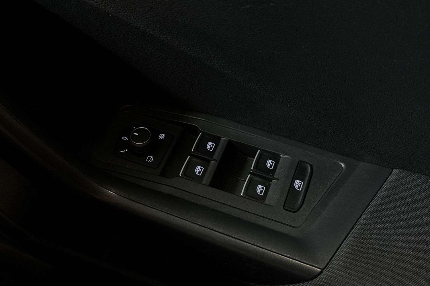 Used Volkswagen T-Roc 2019 for sale - 77996496: Photo 18