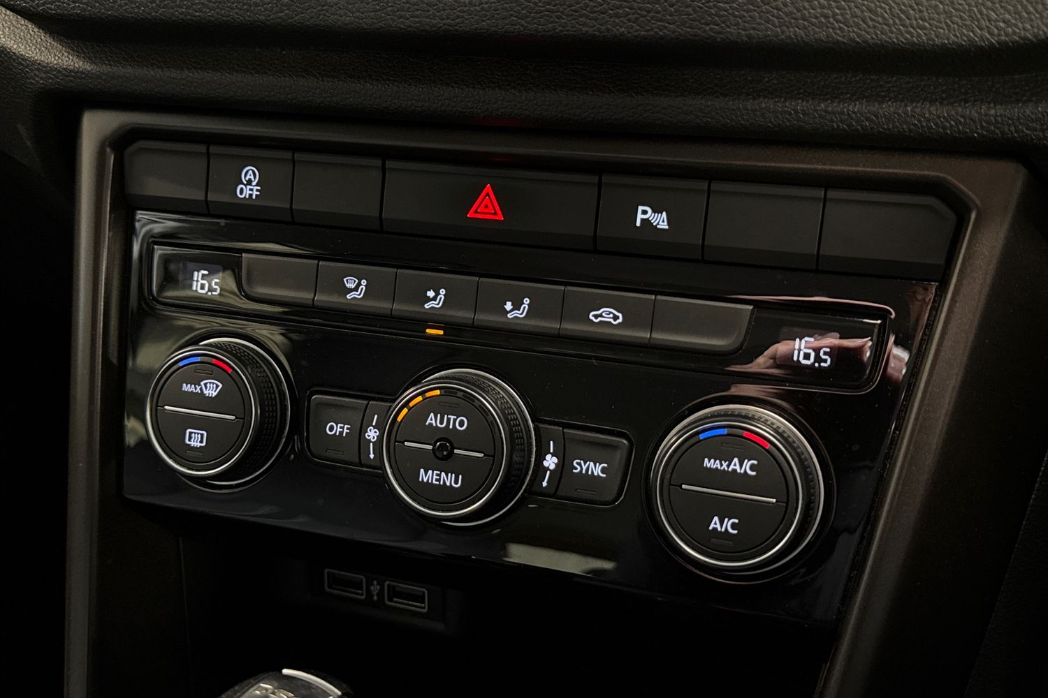 Used Volkswagen T-Roc 2019 for sale - 77996496: Photo 19