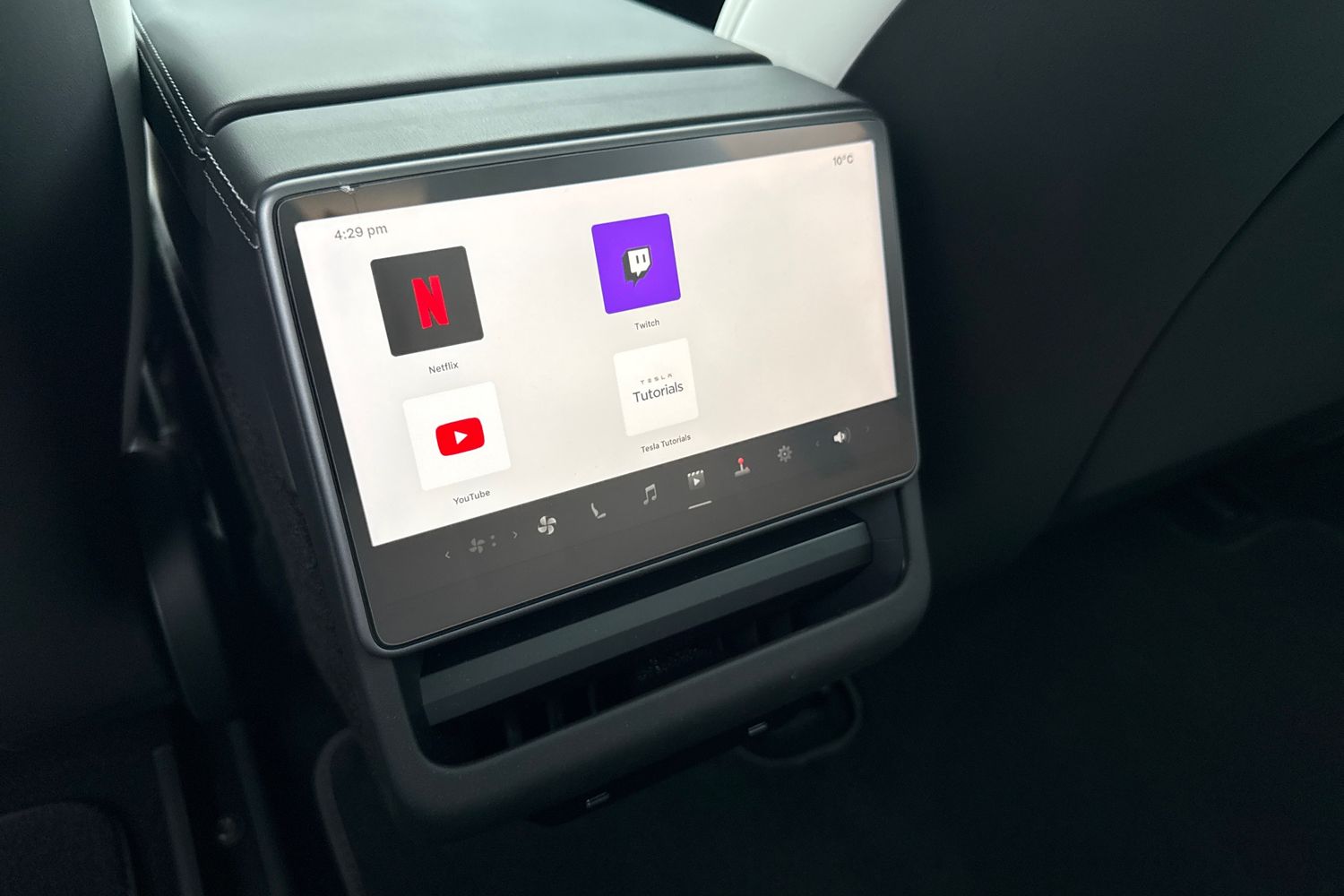 Used Tesla Model 3 2024 for sale - 77520285: Photo 28