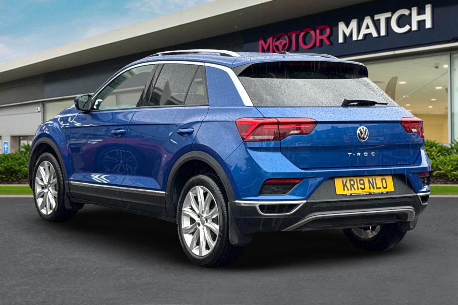 Used Volkswagen T-Roc 2019 for sale - 76365181: Photo 2
