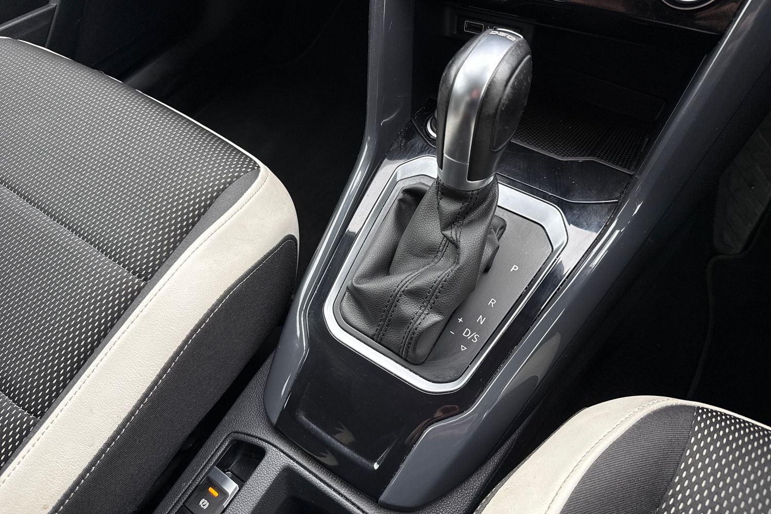 Used Volkswagen T-Roc 2019 for sale - 76365181: Photo 20