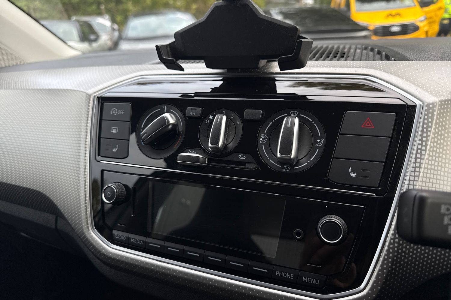 Used Volkswagen up! 2019 for sale - 76374751: Photo 19