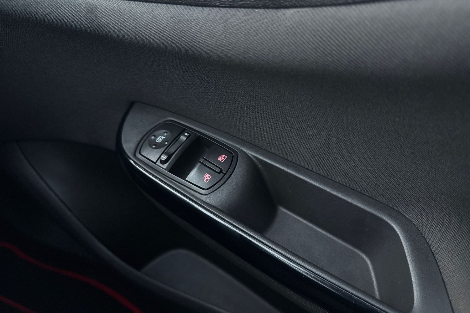 Used Vauxhall Corsa 2016 for sale - 76469304: Photo 17