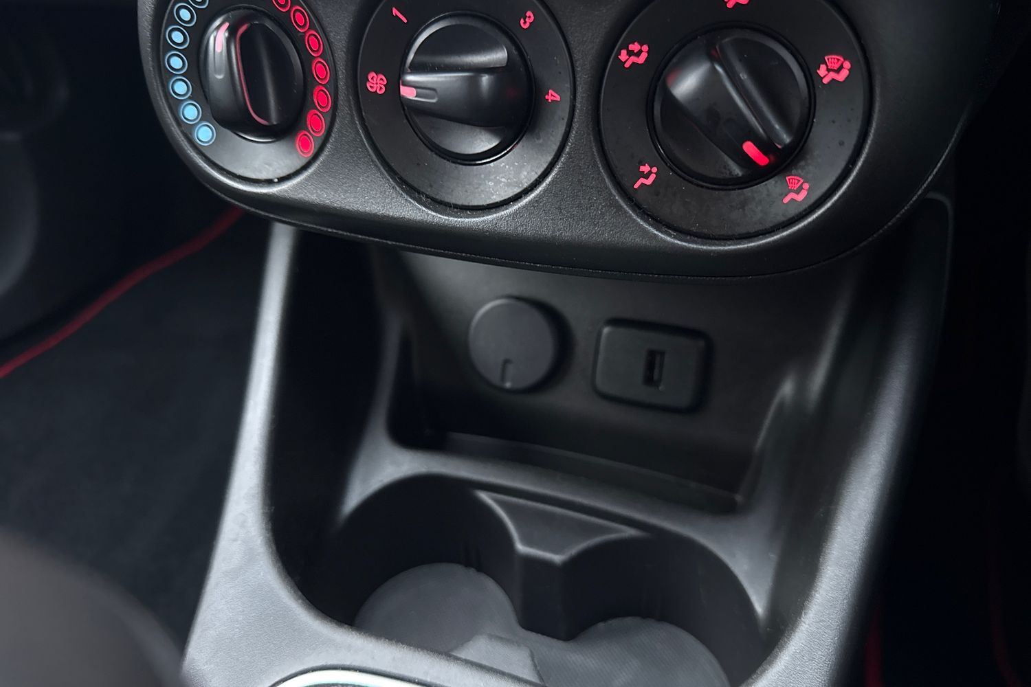 Used Vauxhall Corsa 2016 for sale - 76469304: Photo 39