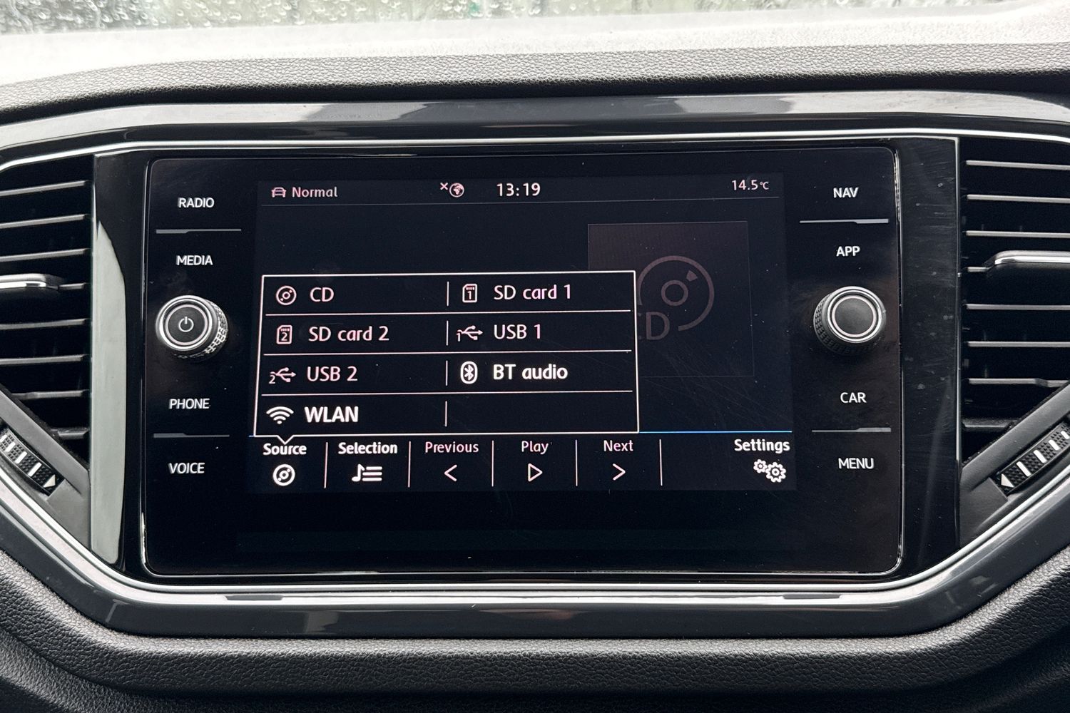 Used Volkswagen T-Roc 2019 for sale - 76654032: Photo 33