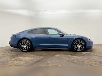 Used Porsche Taycan 2022 for sale - 77483296: Photo