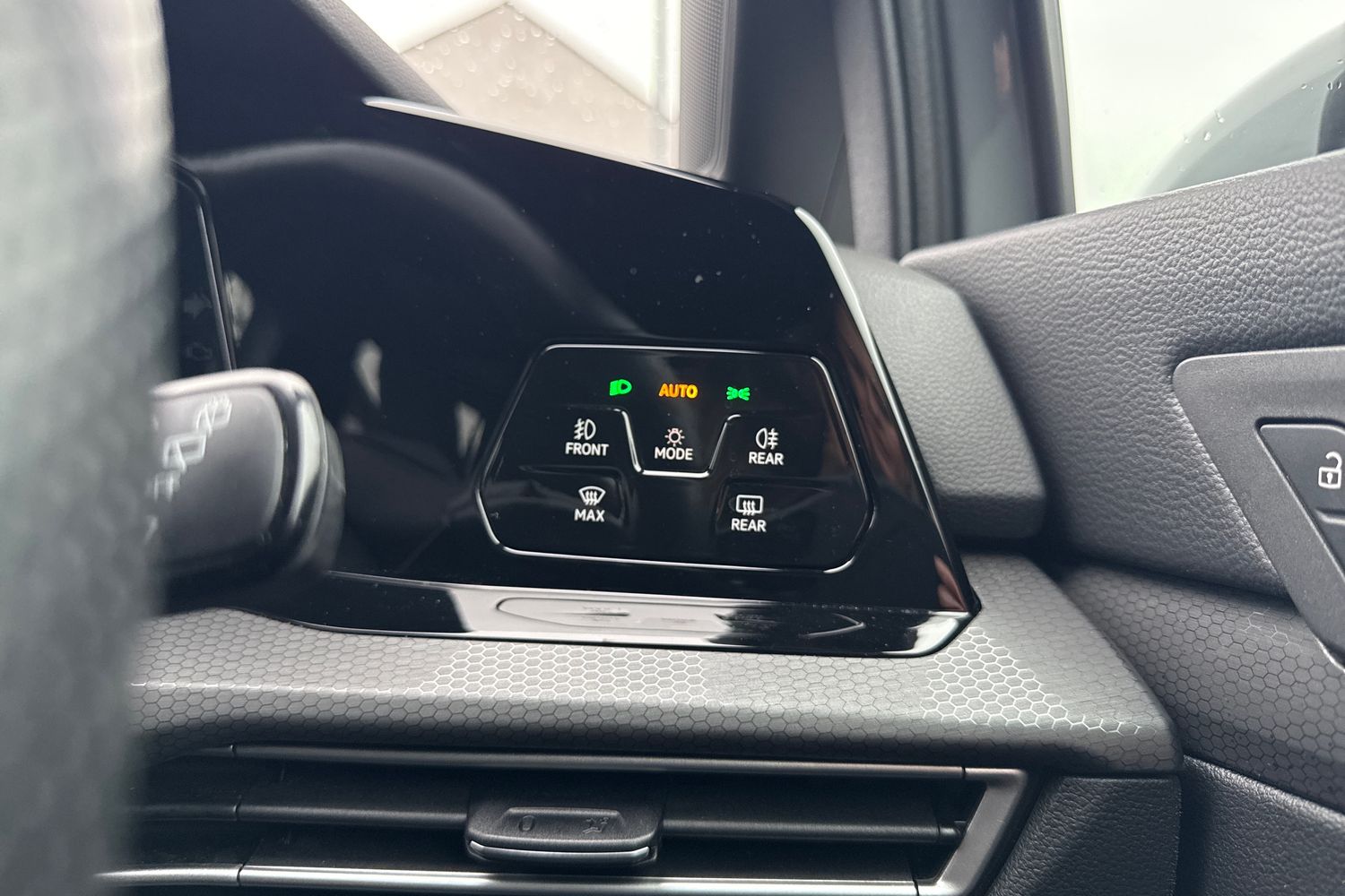 Used Volkswagen Golf 2023 for sale - 77000482: Photo 44