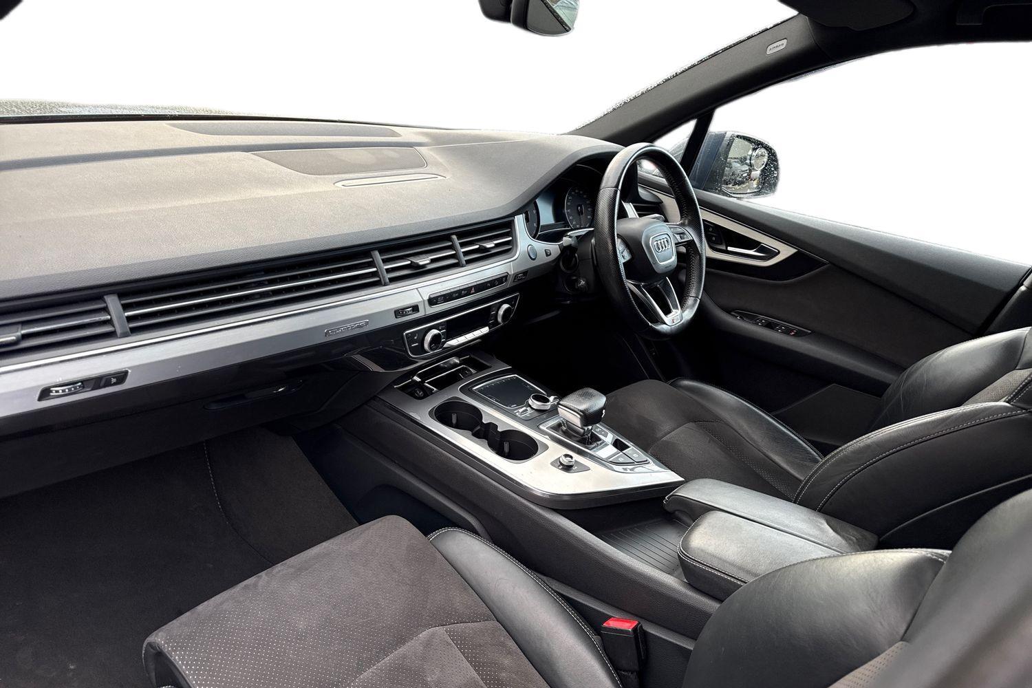 Used Audi Q7 2016 for sale - 77340970: Photo 9