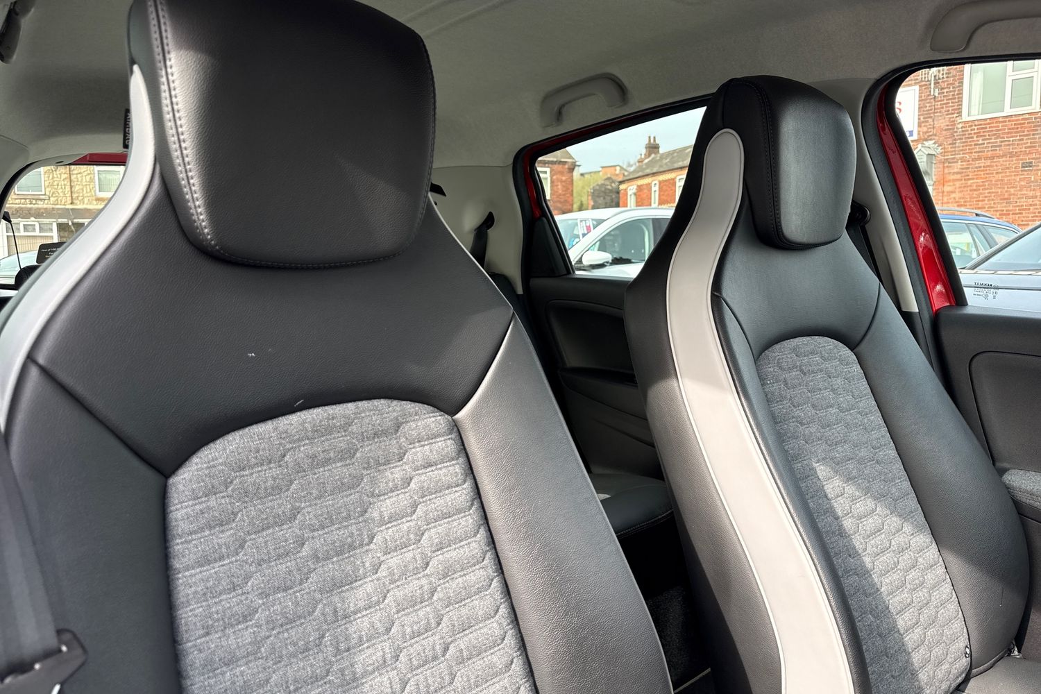 Used Renault Zoe 2021 for sale - 77989579: Photo 21