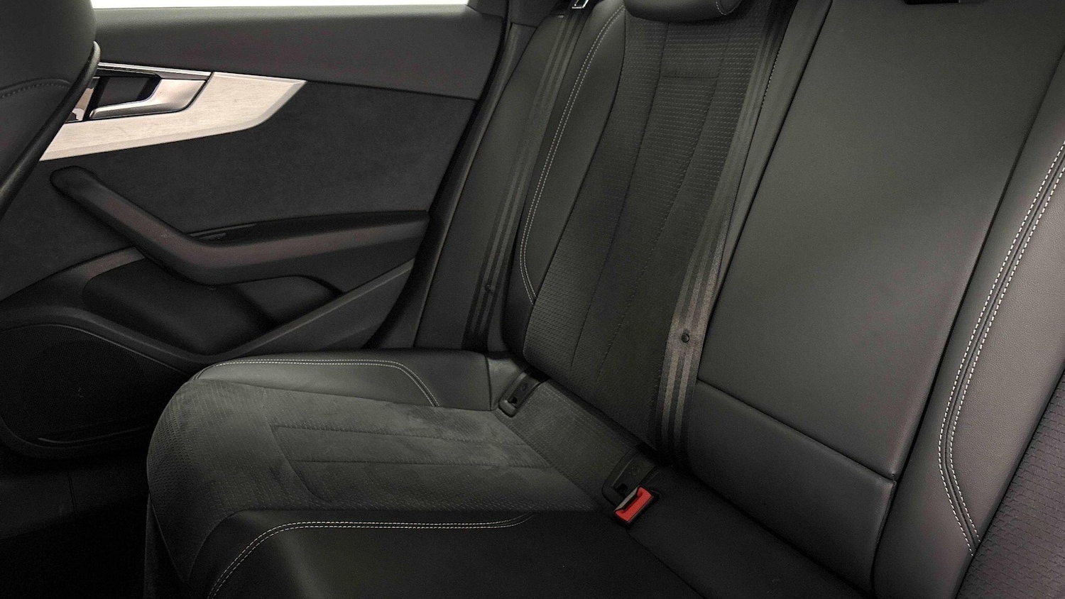 Used Audi A4 2023 for sale - 77520340: Photo 7