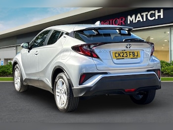 Used Toyota C-HR 2023 for sale - 78655133: Photo