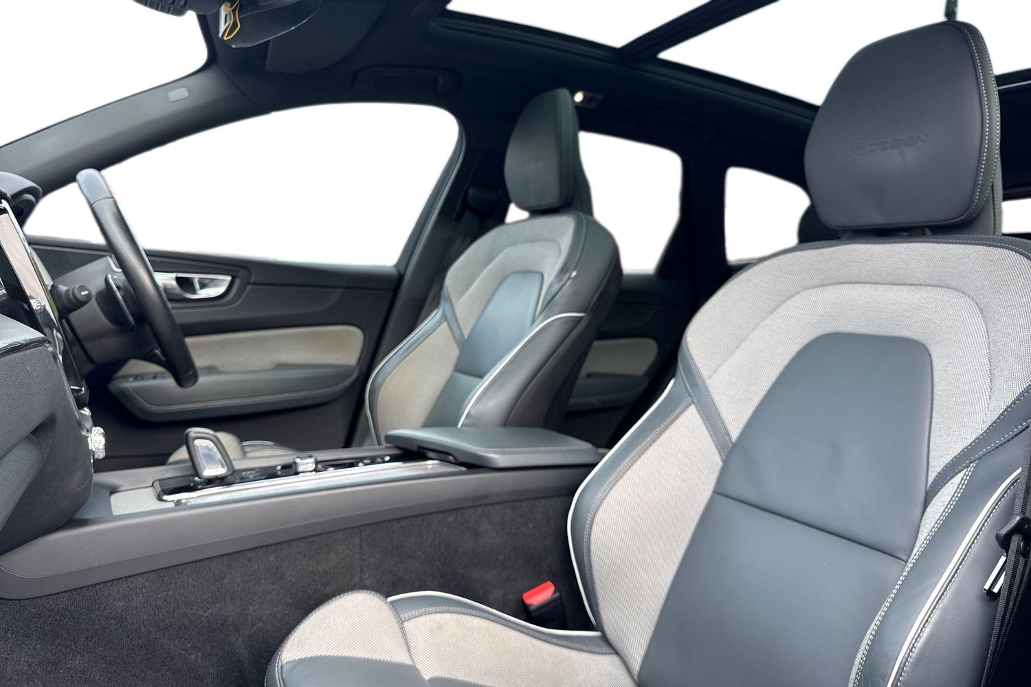 Used Volvo XC60 2020 for sale - 76654037: Photo 10