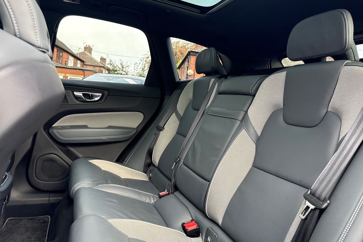 Used Volvo XC60 2020 for sale - 76654037: Photo 13