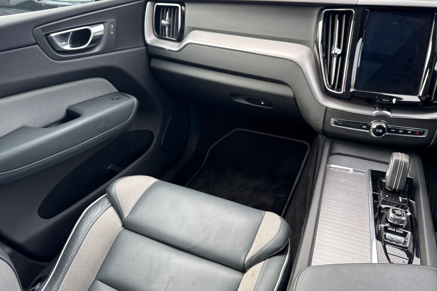 Used Volvo XC60 2020 for sale - 76654037: Photo 14