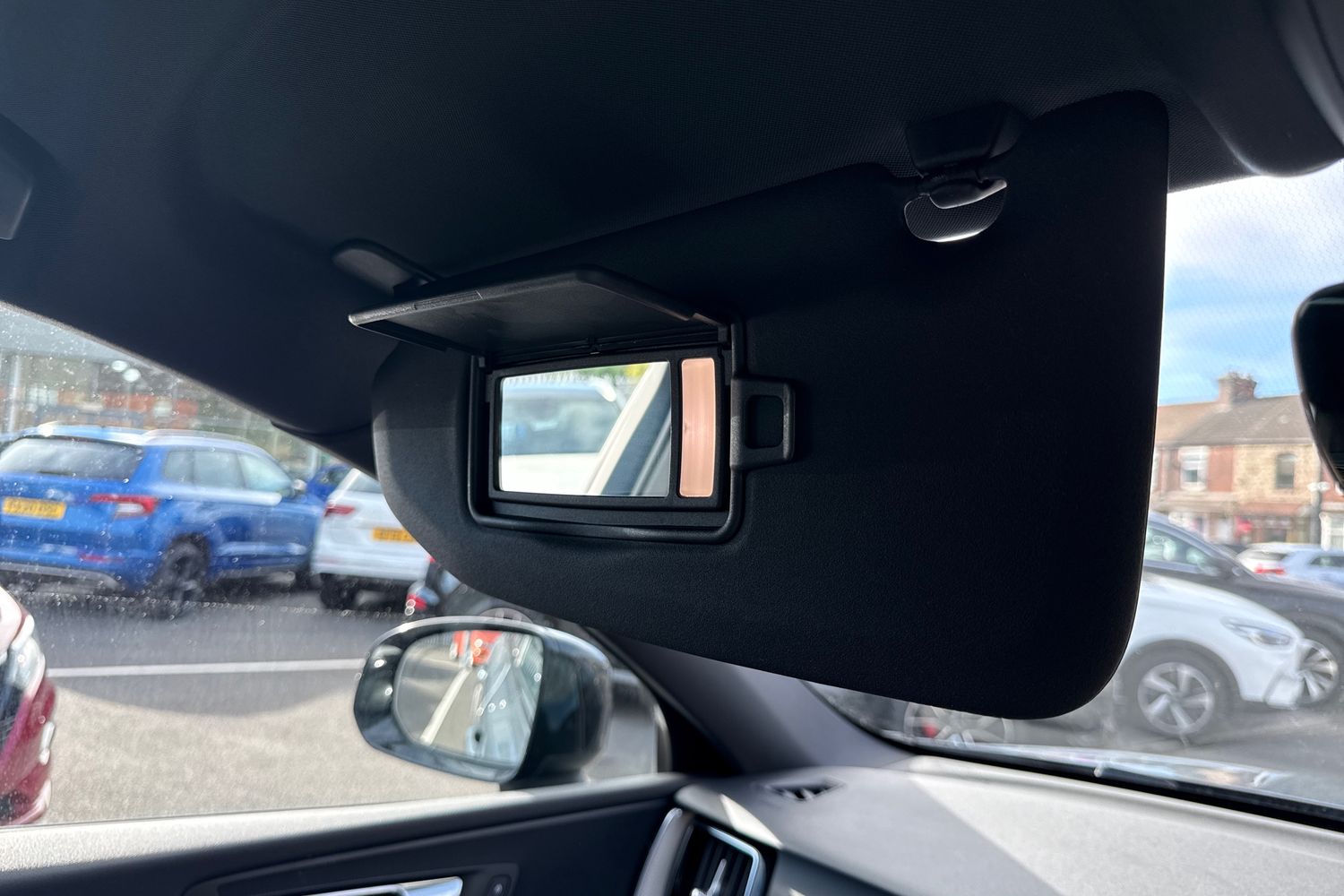 Used Volvo XC60 2020 for sale - 76654037: Photo 51