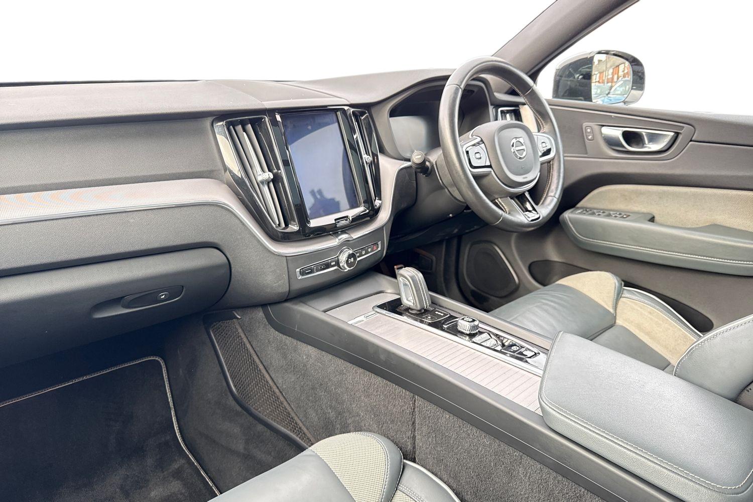 Used Volvo XC60 2020 for sale - 76654037: Photo 8