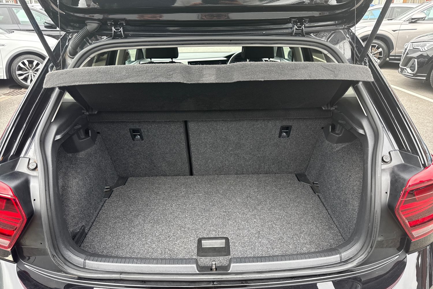 Used Volkswagen Polo 2020 for sale - 76365143: Photo 10