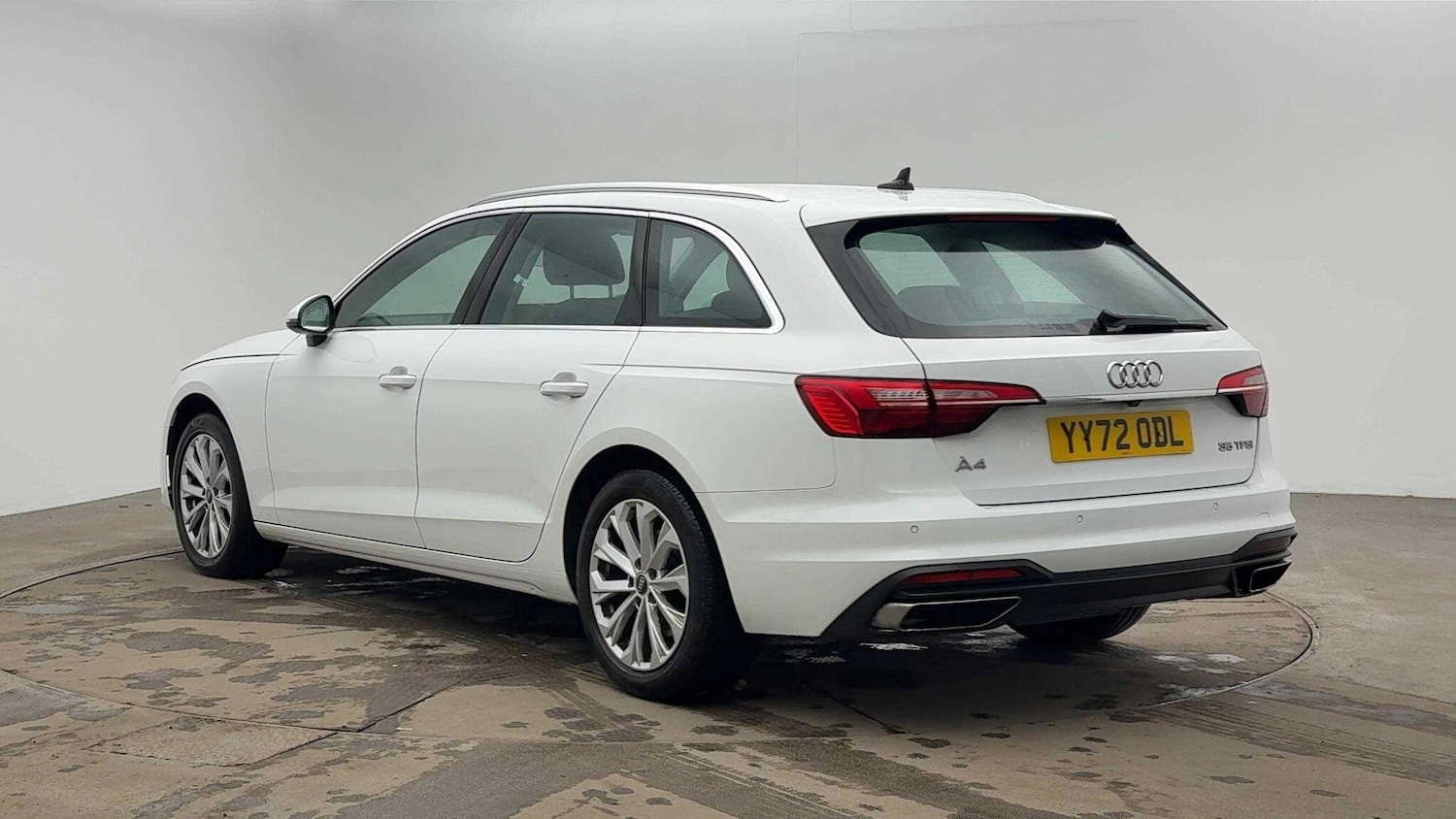 Used Audi A4 2022 for sale - 77187302: Photo 3