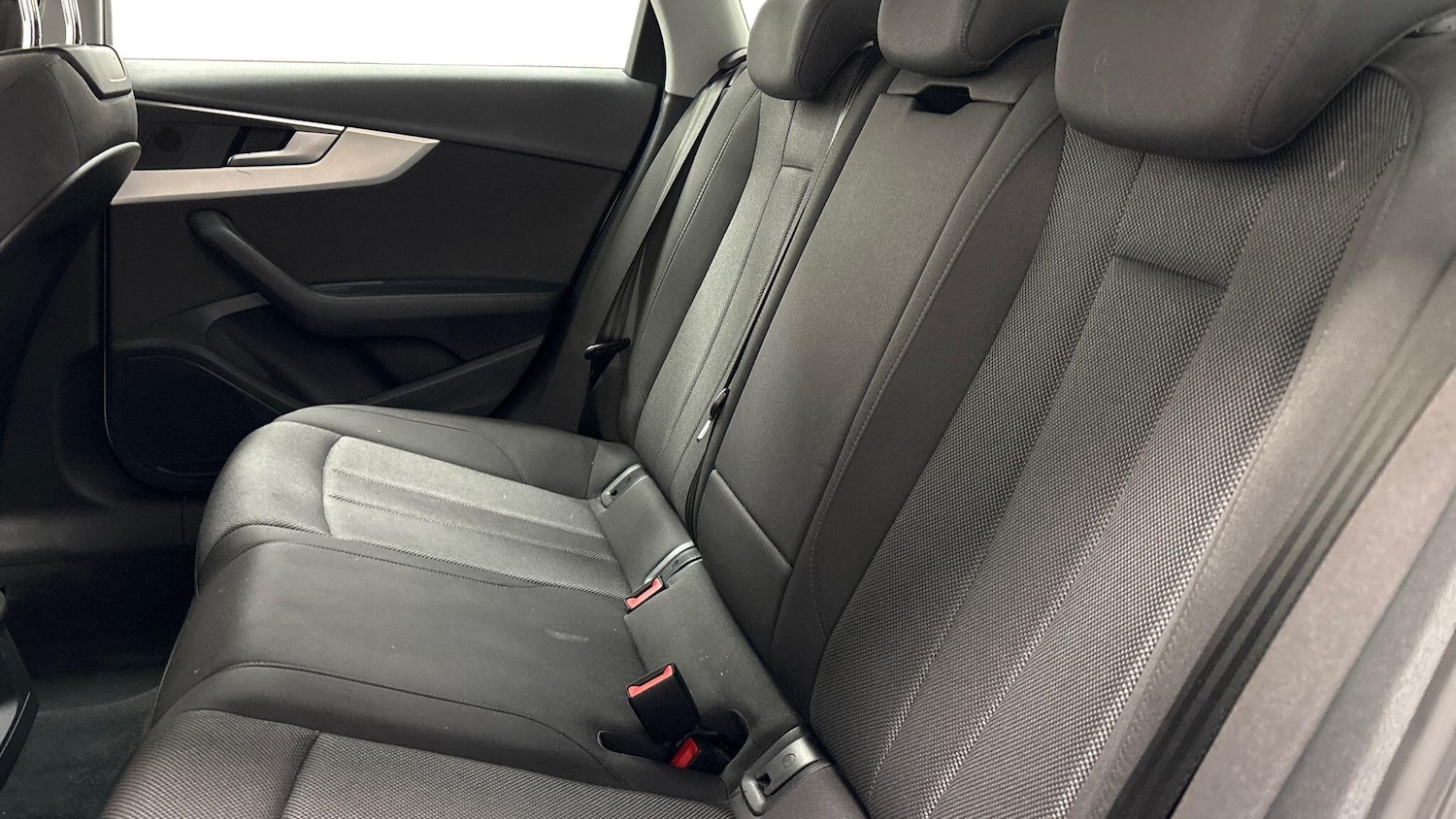 Used Audi A4 2022 for sale - 77187302: Photo 9