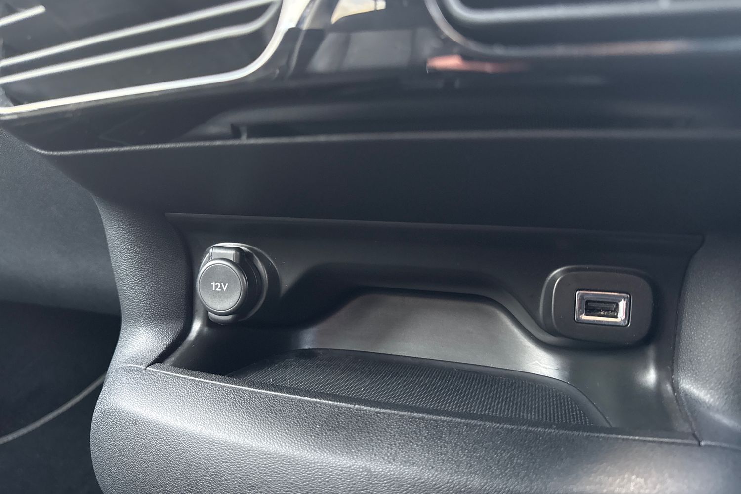 Used Citroen C4 Cactus 2017 for sale - 77233306: Photo 44