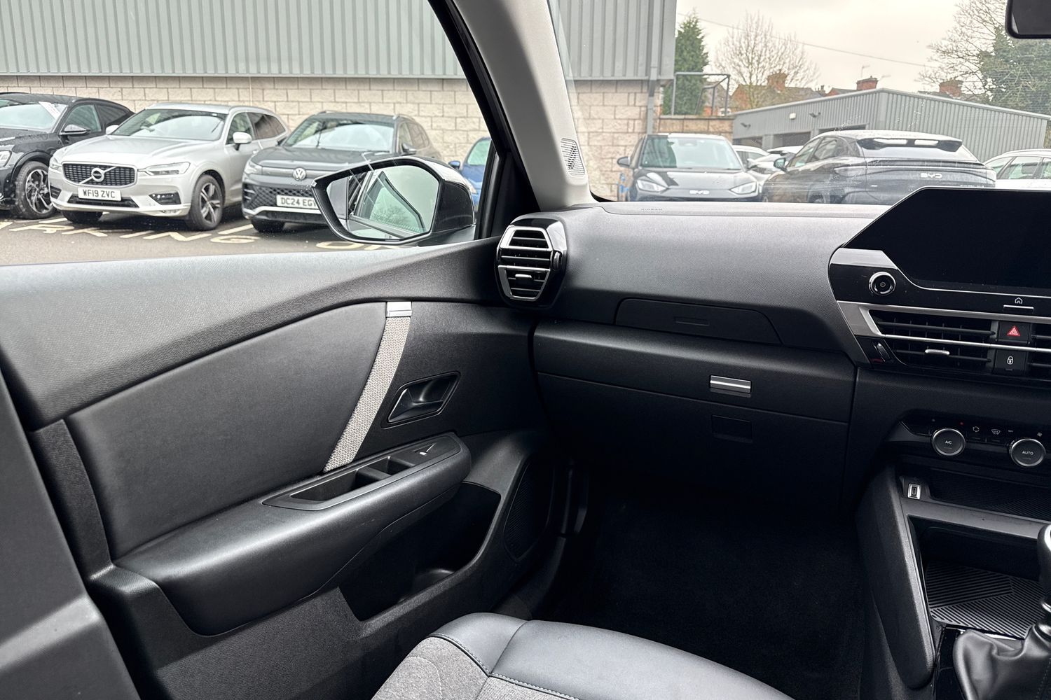 Used Citroen C4 2023 for sale - 77368621: Photo 15