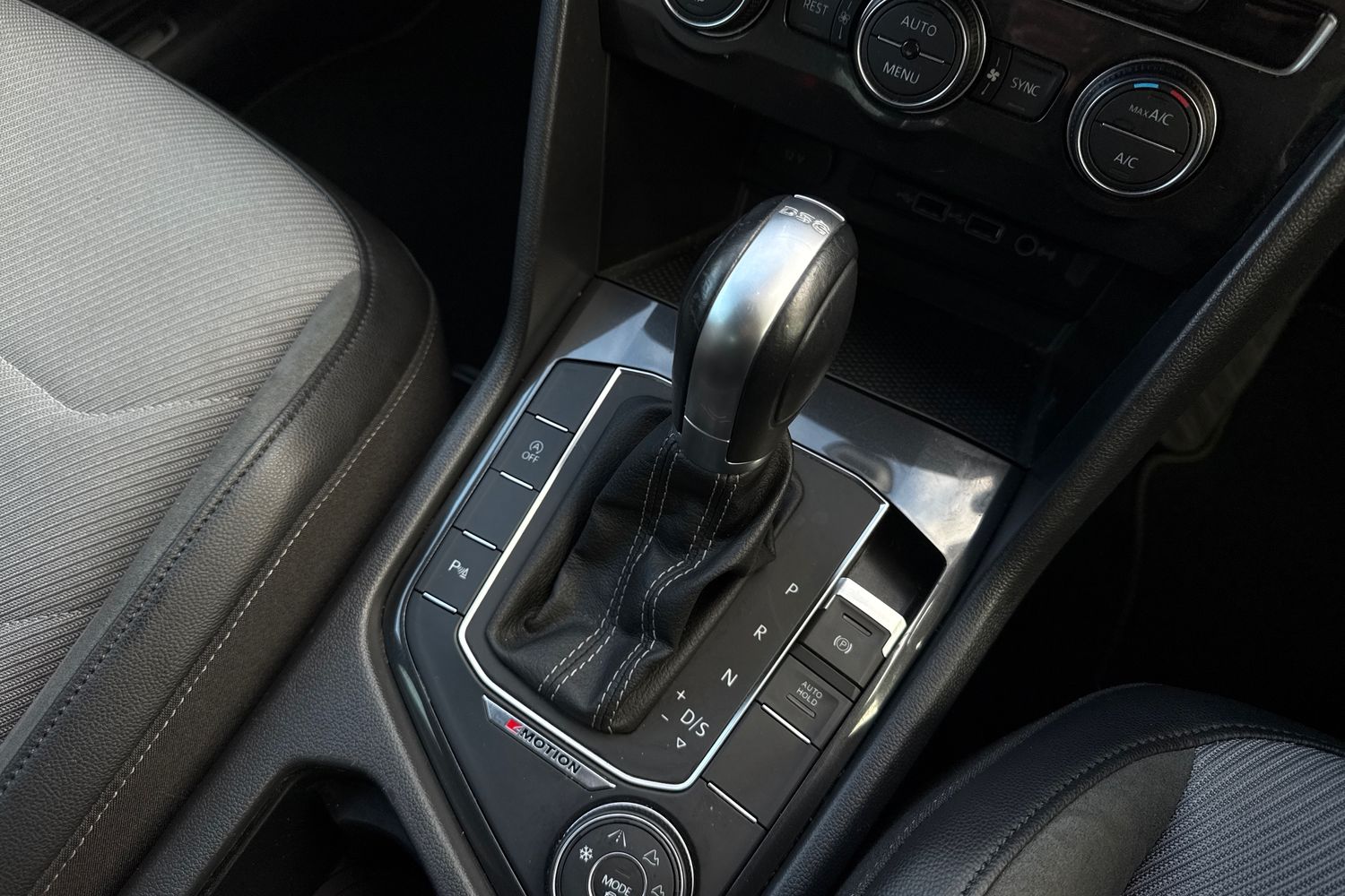 Used Volkswagen Tiguan 2018 for sale - 76365153: Photo 20