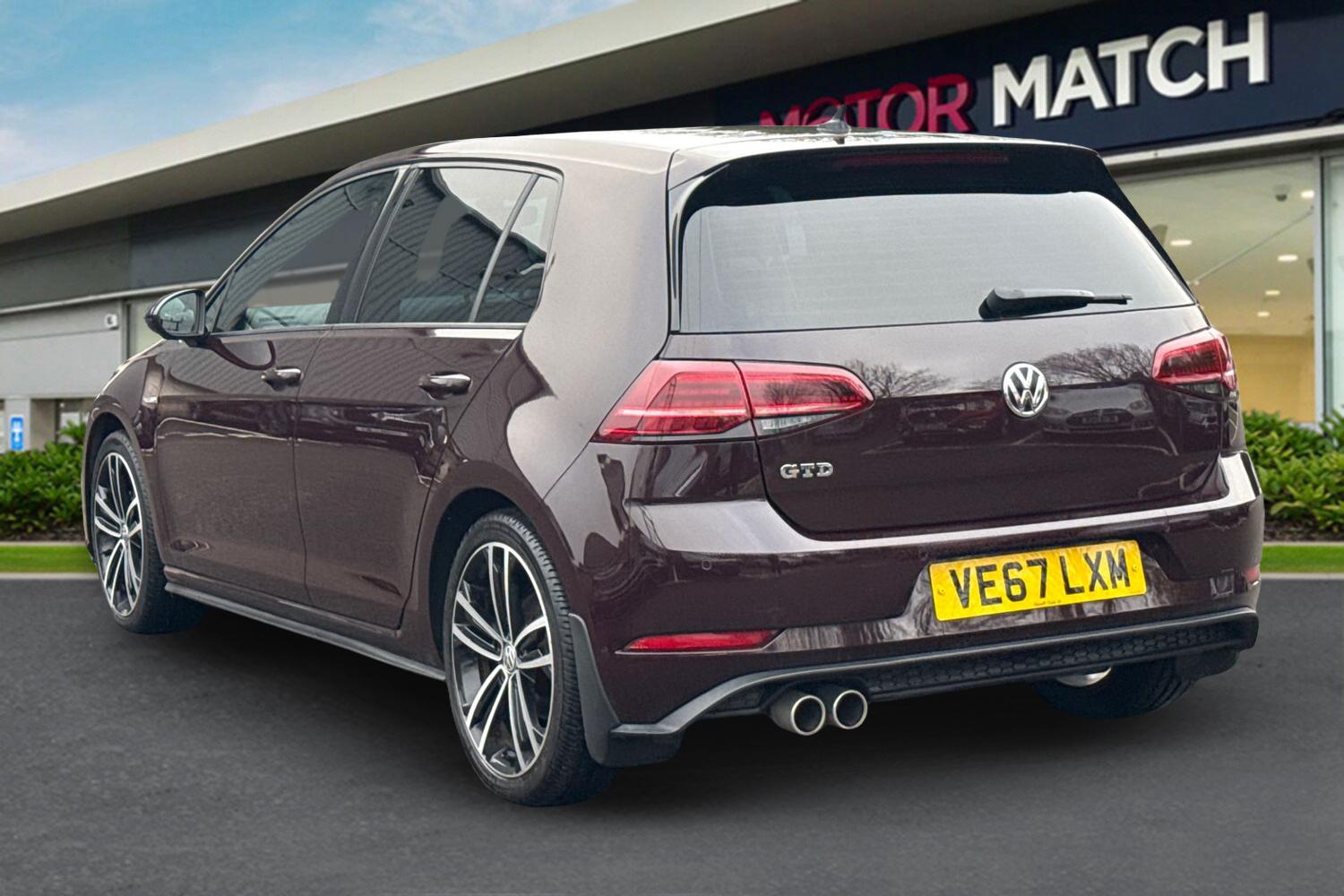 Used Volkswagen Golf 2017 for sale - 77032385: Photo 2