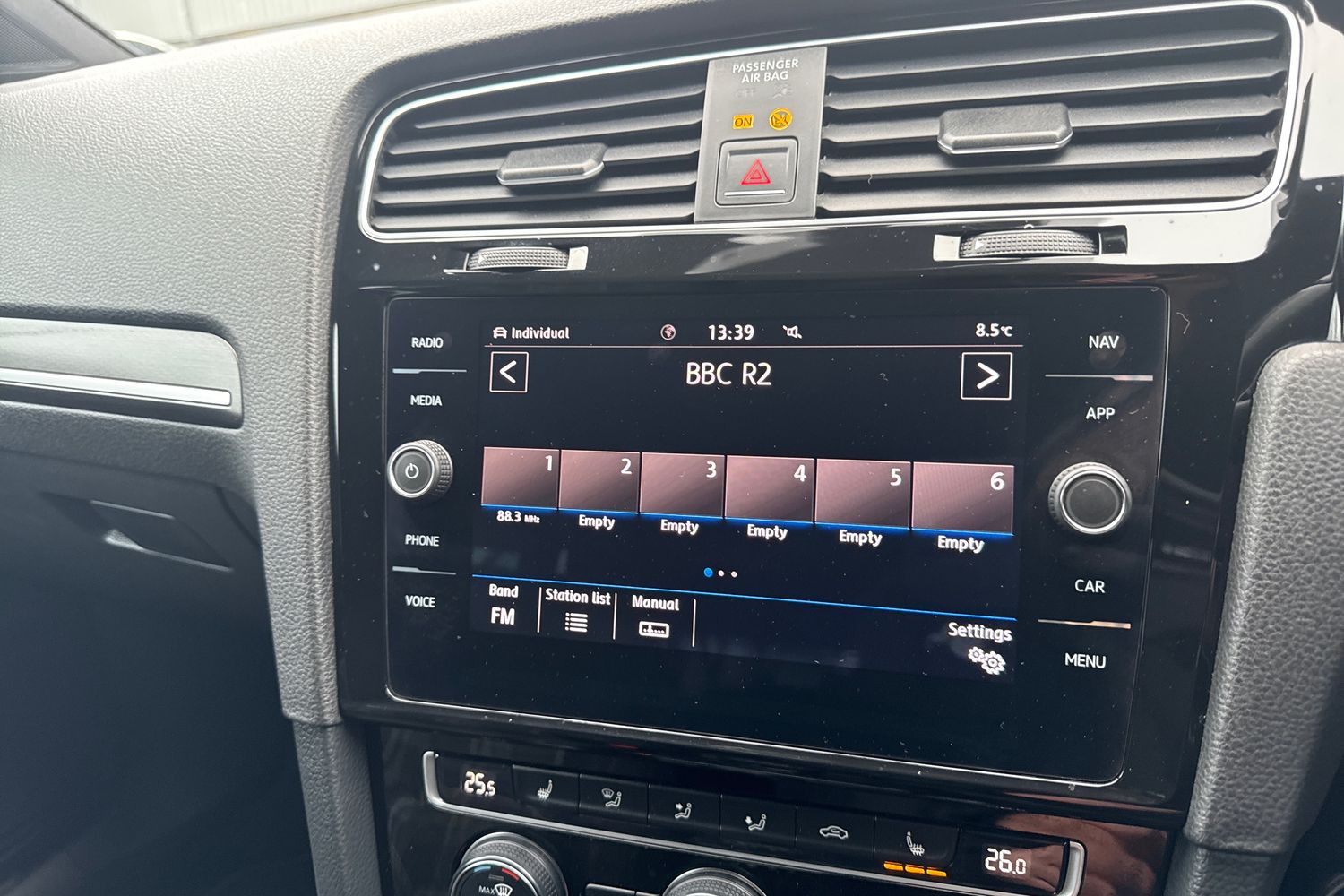 Used Volkswagen Golf 2017 for sale - 77032385: Photo 30