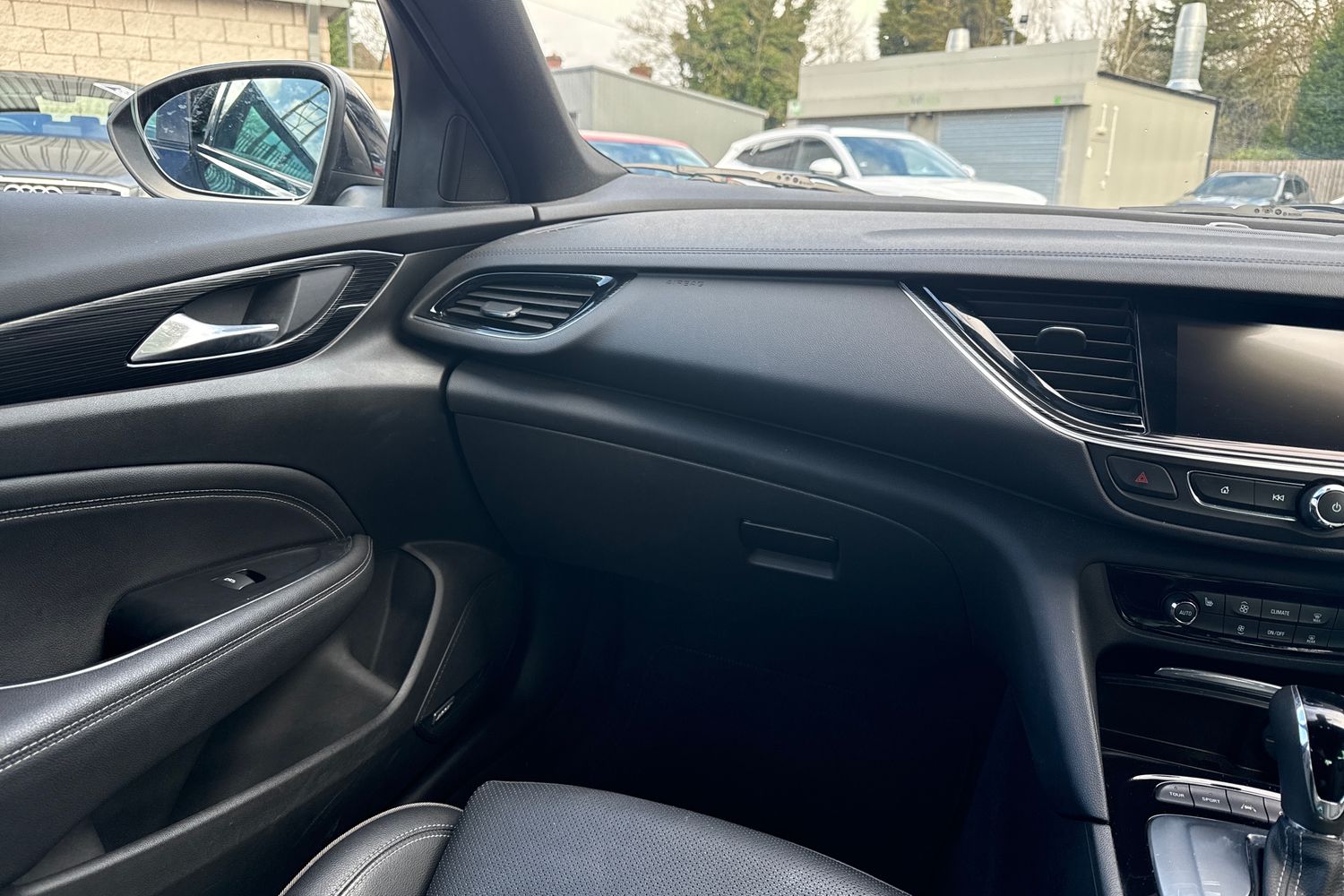 Used Vauxhall Insignia 2017 for sale - 77879216: Photo 14