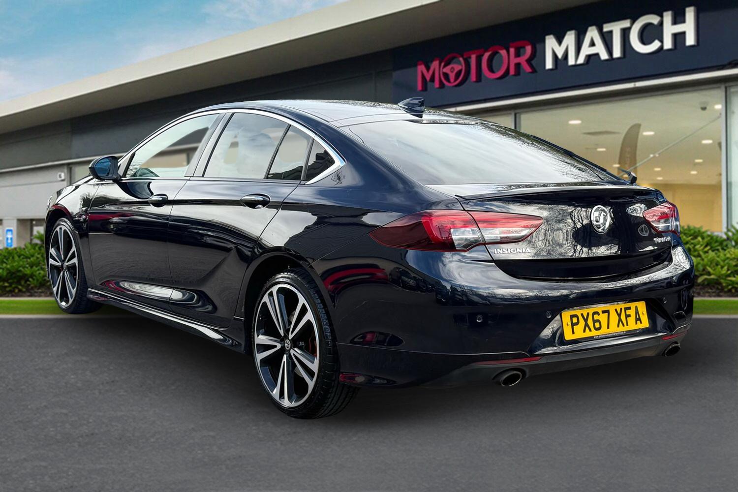 Used Vauxhall Insignia 2017 for sale - 77879216: Photo 2