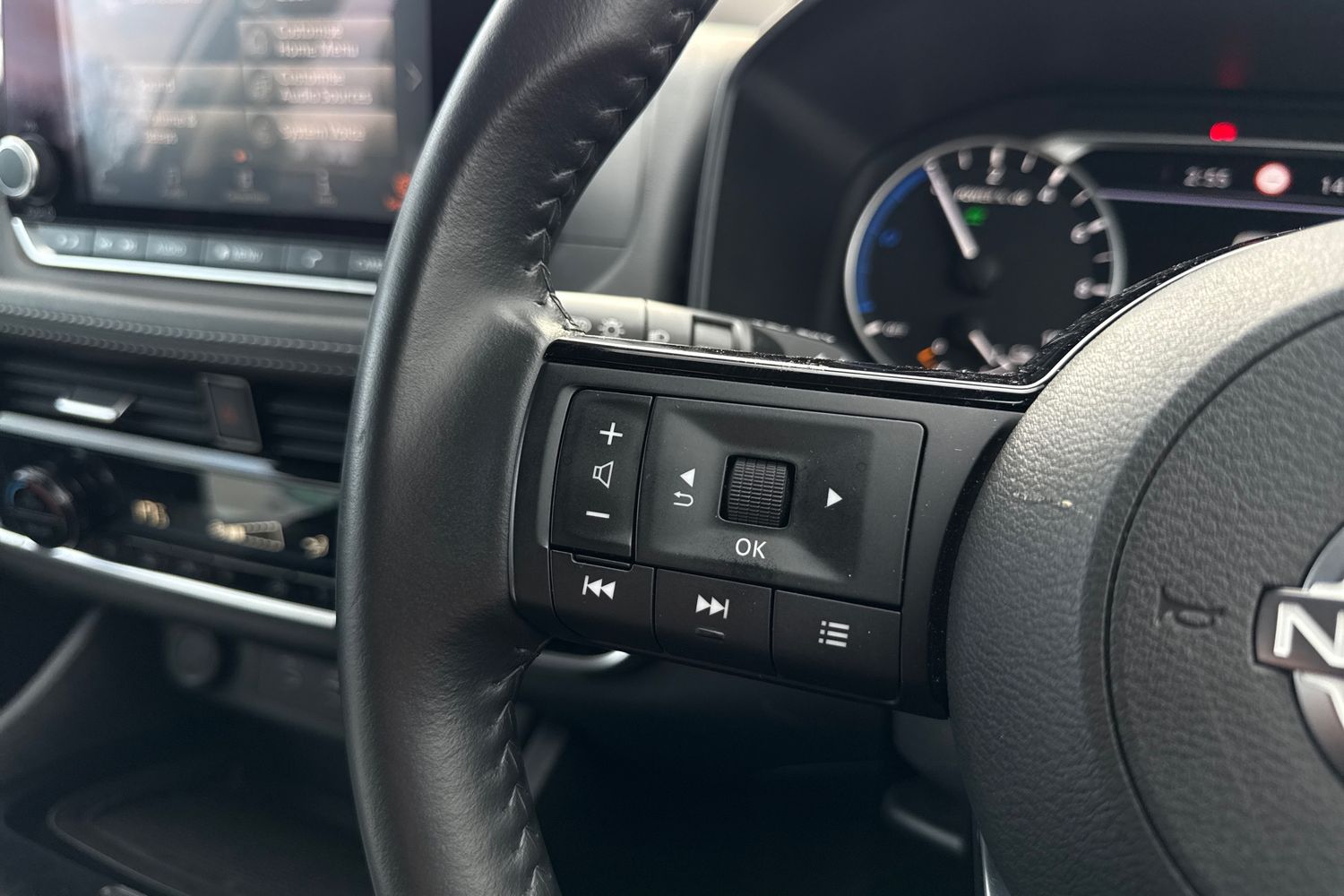 Used Nissan X-Trail 2024 for sale - 77728742: Photo 35