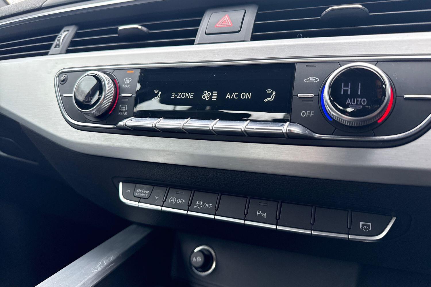 Used Audi A4 2016 for sale - 77152458: Photo 19