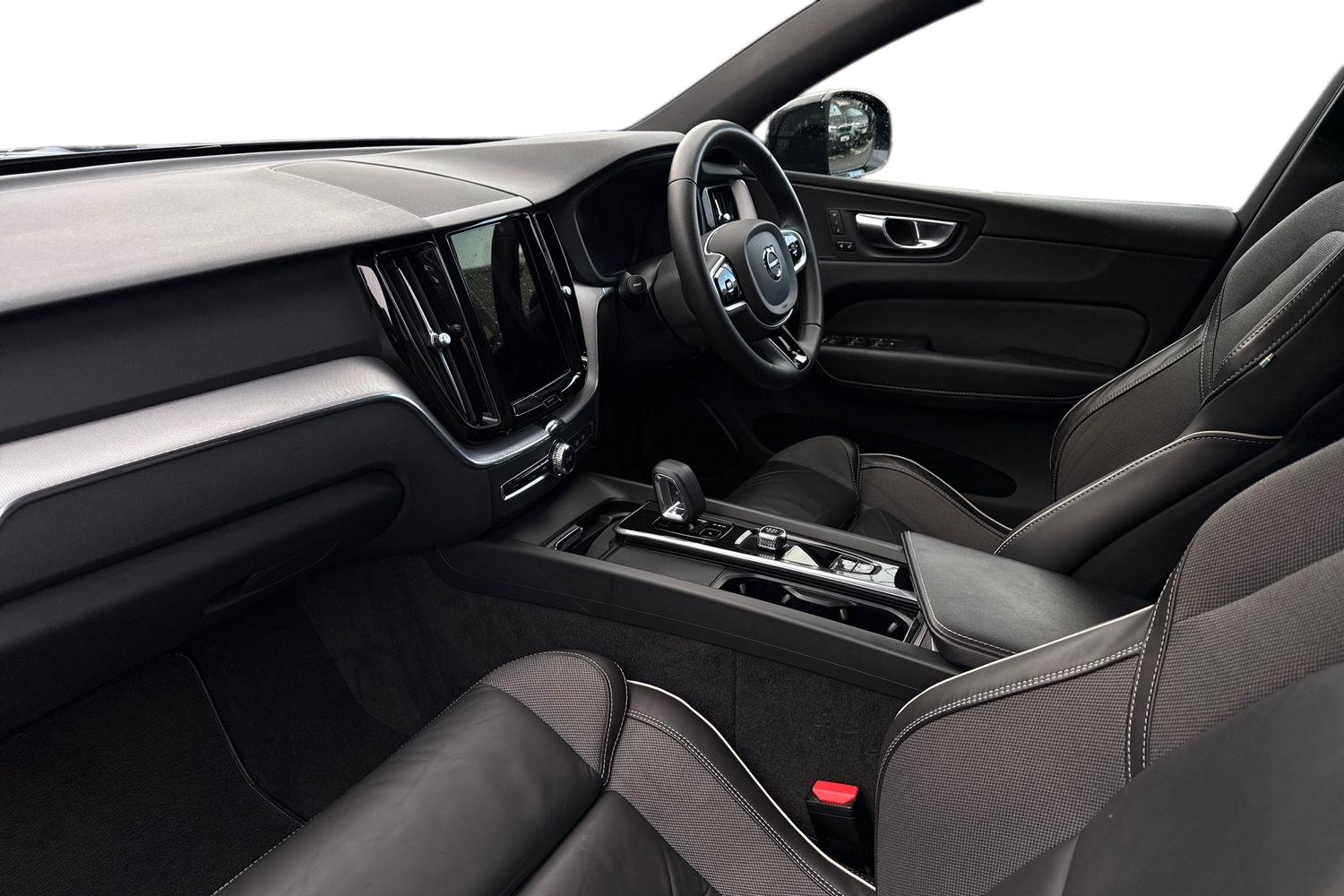 Used Volvo XC60 2022 for sale - 76961625: Photo 9