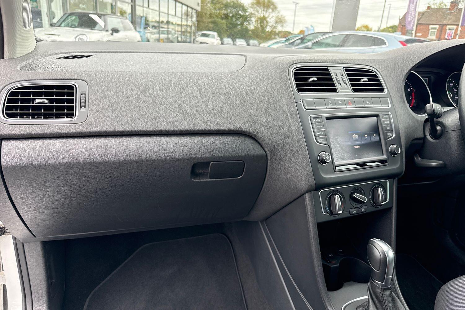Used Volkswagen Polo 2017 for sale - 76365158: Photo 15