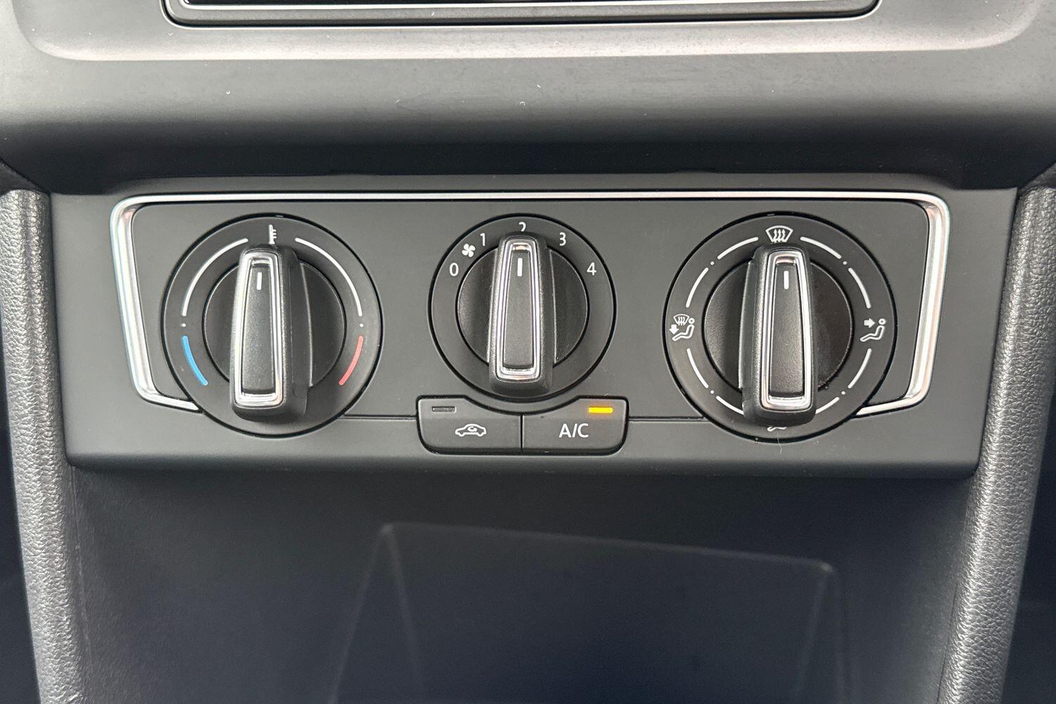 Used Volkswagen Polo 2017 for sale - 76365158: Photo 19