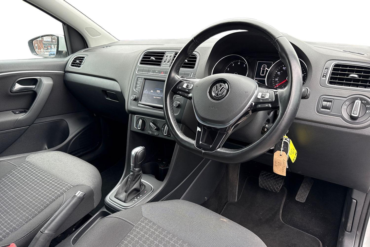 Used Volkswagen Polo 2017 for sale - 76365158: Photo 8