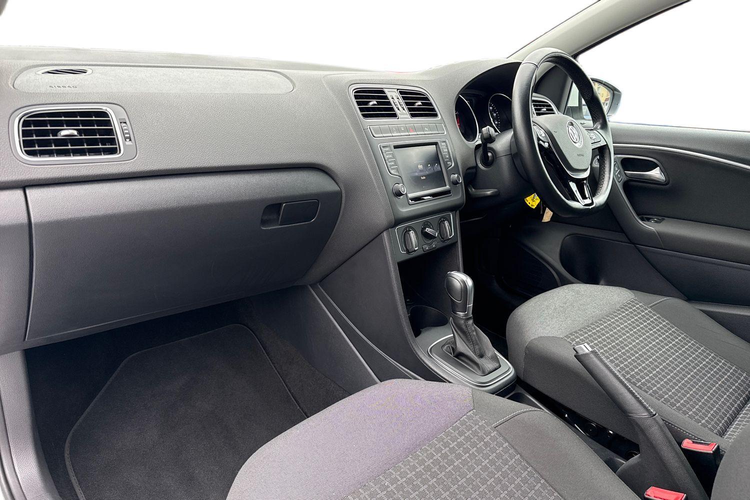 Used Volkswagen Polo 2017 for sale - 76365158: Photo 9