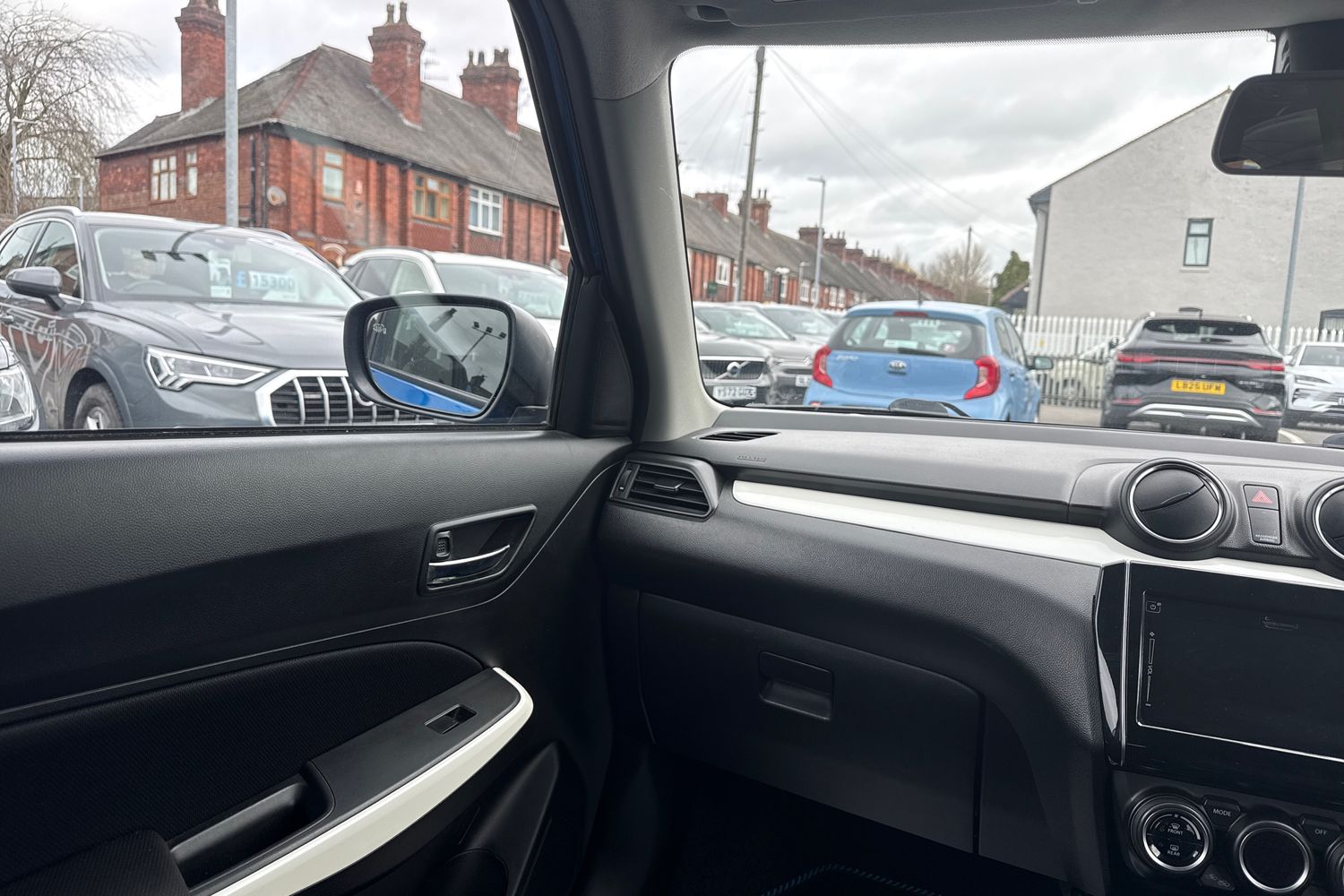 Used Suzuki Swift 2018 for sale - 77829466: Photo 15