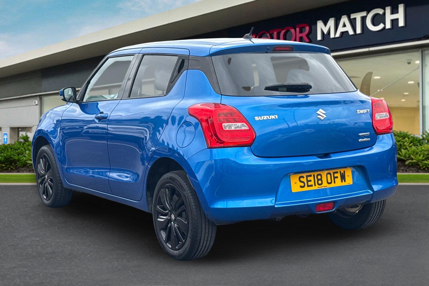 Used Suzuki Swift 2018 for sale - 77829466: Photo 2