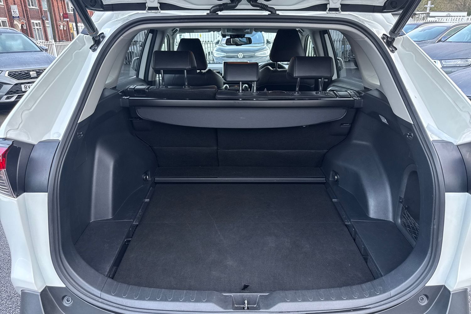 Used Toyota RAV4 2022 for sale - 77302909: Photo 10