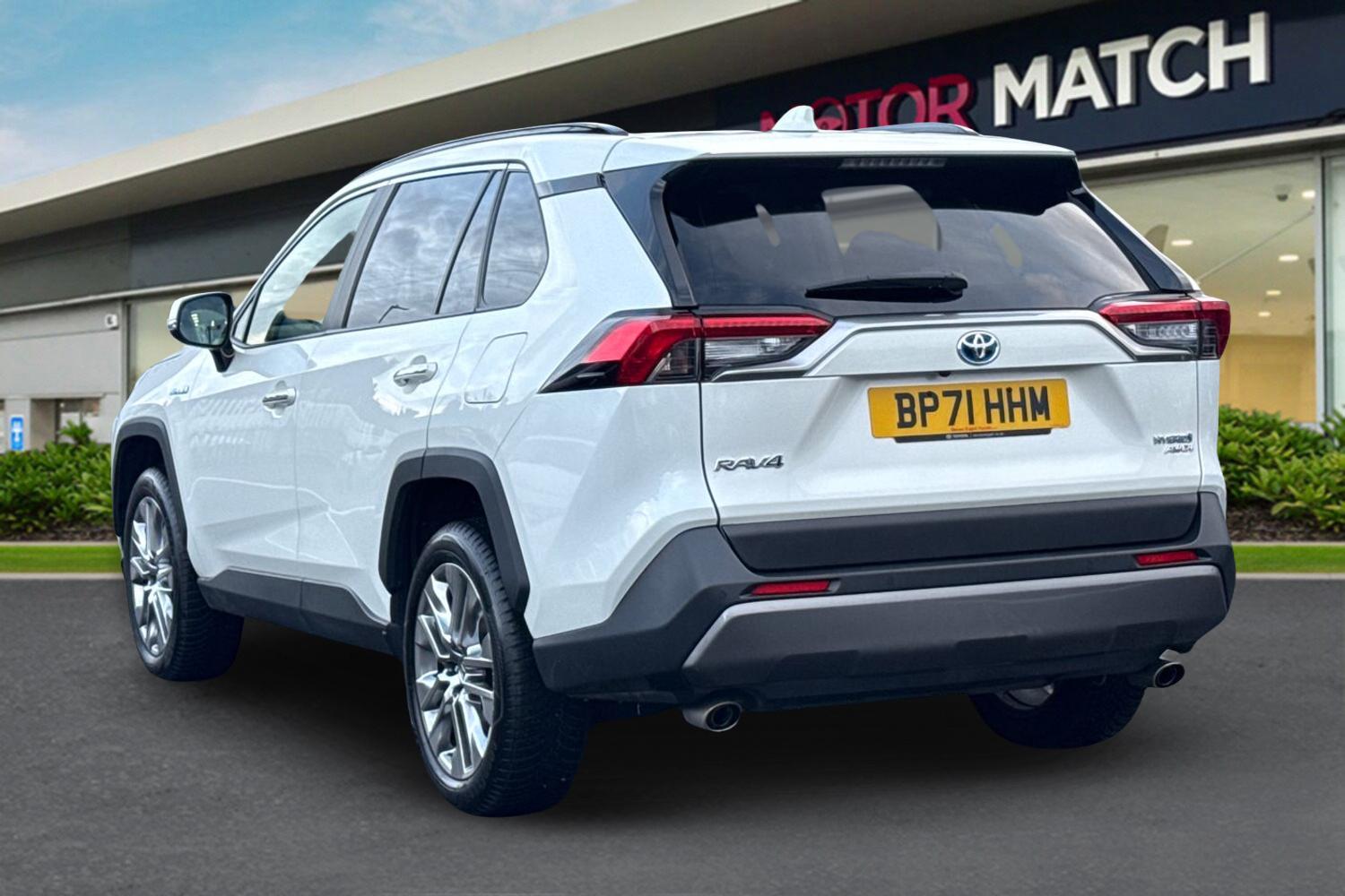 Used Toyota RAV4 2022 for sale - 77302909: Photo 2