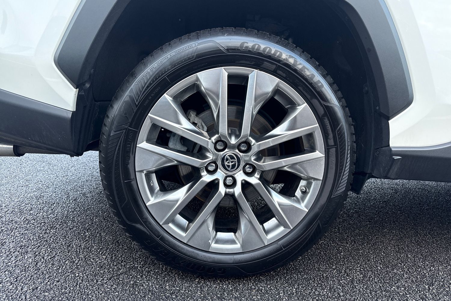 Used Toyota RAV4 2022 for sale - 77302909: Photo 24