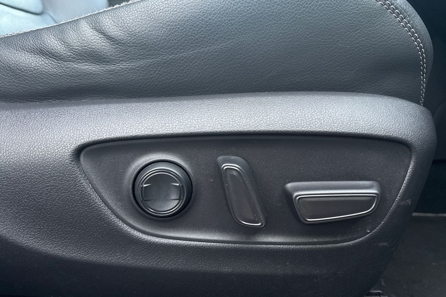 Used Toyota RAV4 2022 for sale - 77302909: Photo 29