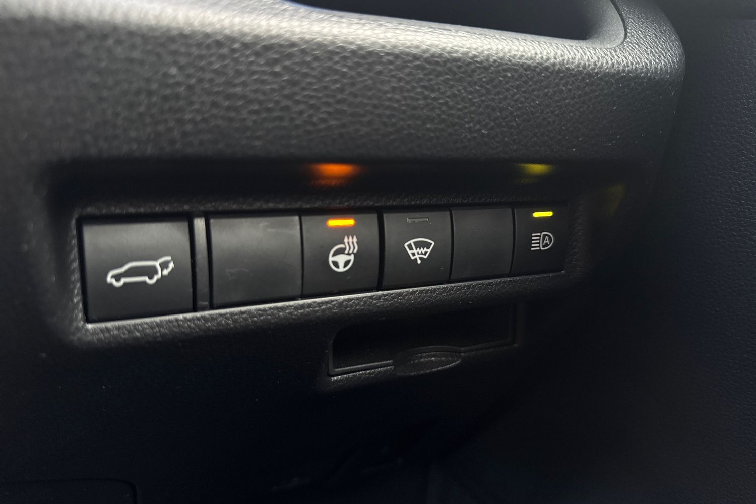 Used Toyota RAV4 2022 for sale - 77302909: Photo 39