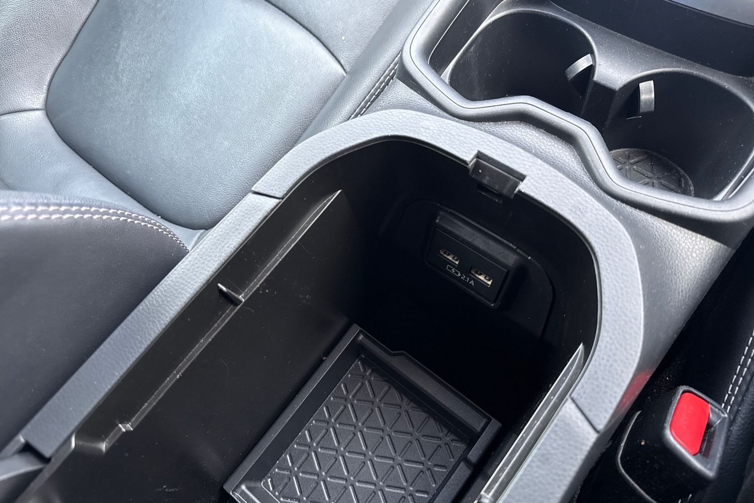 Used Toyota RAV4 2022 for sale - 77302909: Photo 40