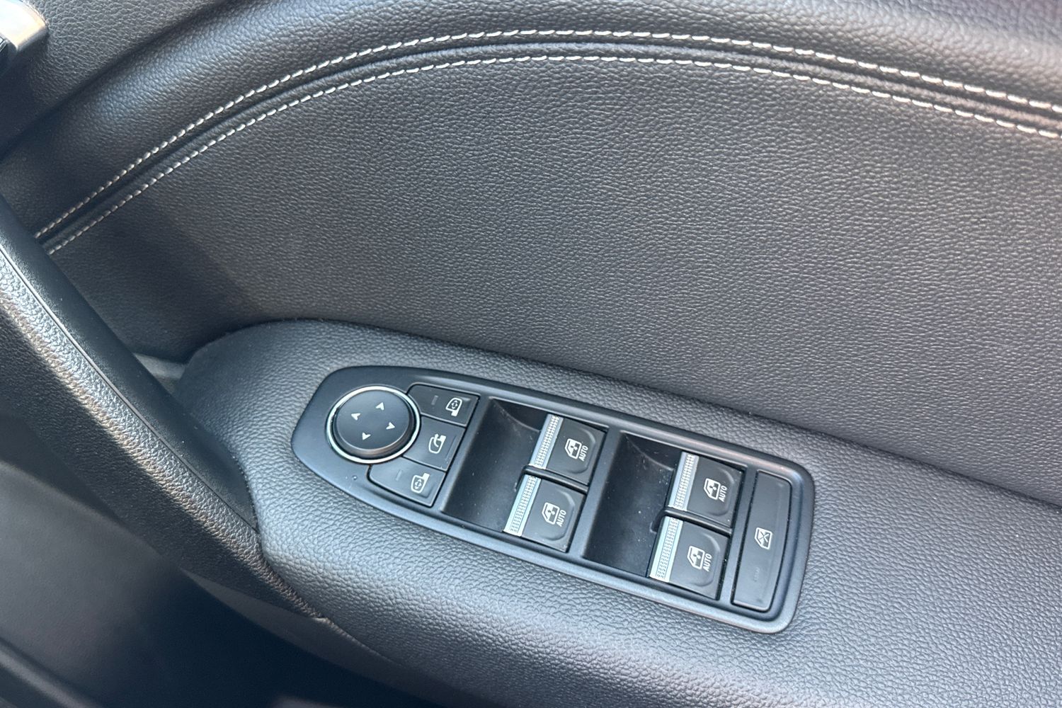 Used Renault Captur 2024 for sale - 77929037: Photo 18